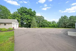 24515 Kent Ave, Morristown, MN 55052 - Photo 9