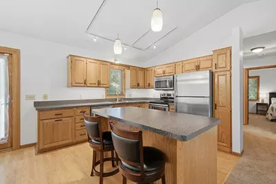 1222 Fallbrook Lane, Woodbury, MN 55125 - Photo 17