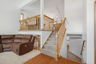 1222 Fallbrook Ln, Woodbury, MN 55125 - Photo 5