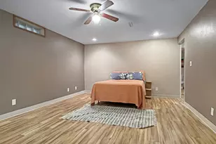 506 Lynd St, Marshall, MN 56258 - Photo 21