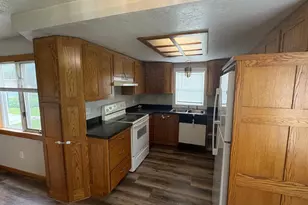 907 2nd Ave NW, Faribault, MN 55021 - Photo 9
