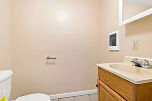 1051 Sherburne Ave, Saint Paul, MN 55104 - Photo 23