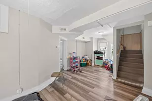 2210 Oakland Ave, Minneapolis, MN 55404 - Photo 9