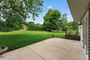 11295 50th Pl N, Plymouth, MN 55442 - Photo 3
