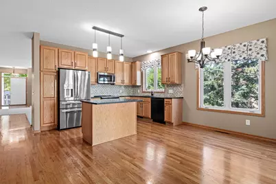 19132 Inndale Drive, Lakeville, MN 55044 - Photo 11