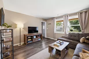 216 1st St SW, Chisholm, MN 55719 - Photo 5