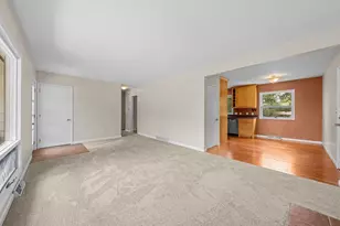 516 Gray St, Hudson, WI 54016 - Photo 5