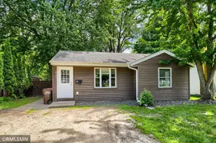 911 5th St W, Hastings, MN 55033 - Photo 1