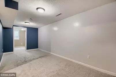 911 5th Street W, Hastings, MN 55033 - Photo 17