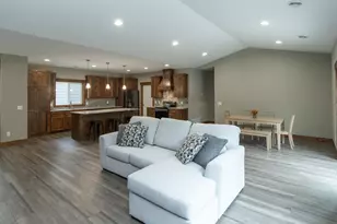 11613 Forestview Dr, Baxter, MN 56425 - Photo 31