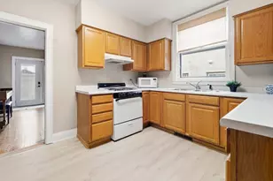 3428 Hennepin Ave S, Minneapolis, MN 55408 - Photo 11