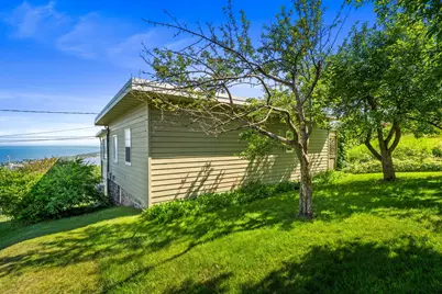 615 W 6th Street, Duluth, MN 55806 - Photo 17