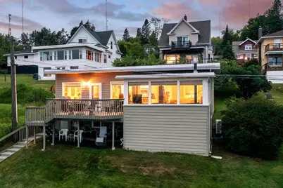 615 W 6th Street, Duluth, MN 55806 - Photo 3