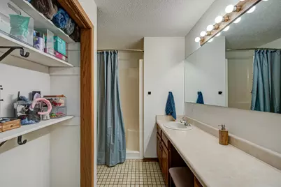 2211 Regent Lane SW, Rochester, MN 55902 - Photo 17
