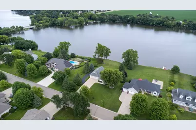 1085 W Shore Drive SW, Hutchinson, MN 55350 - Photo 37
