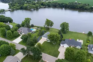 1085 West Shore Dr SW, Hutchinson, MN 55350 - Photo 37