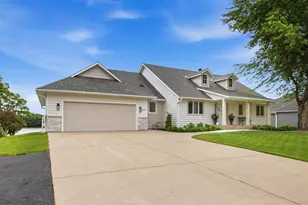 1085 West Shore Dr SW, Hutchinson, MN 55350 - Photo 33