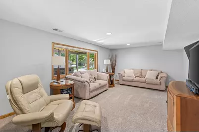 4283 Hillview Lane, Vadnais Heights, MN 55127 - Photo 37