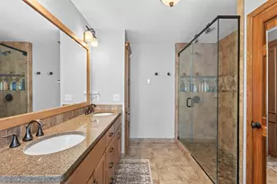 4283 Hillview Ln, Vadnais Heights, MN 55127 - Photo 29