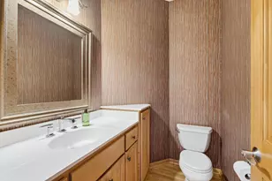 8117 Xerxes Cir, Bloomington, MN 55431 - Photo 9
