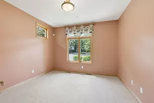 8117 Xerxes Cir, Bloomington, MN 55431 - Photo 11