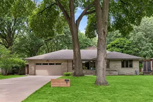 91 Mid Oaks Ln, Roseville, MN 55113 - Photo 1