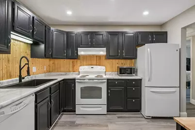10540 43rd Avenue N #103, Plymouth, MN 55442 - Photo 5
