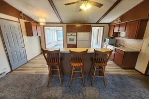 508 NW Lincoln St, Adams, MN 55909 - Photo 3