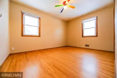 13113 Irving Avenue S, Burnsville, MN 55337 - Photo 7