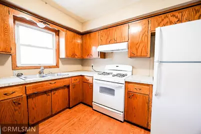 13113 Irving Avenue S, Burnsville, MN 55337 - Photo 11