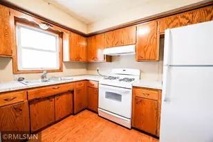 13113 Irving Ave S, Burnsville, MN 55337 - Photo 11
