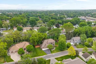 14809 White Oak Dr, Burnsville, MN 55337 - Photo 3