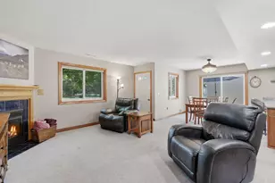 2513 Wimbledon Pl, Woodbury, MN 55125 - Photo 15