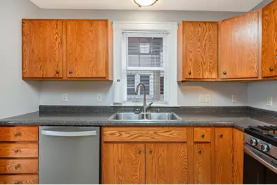 214 Marshall Street, Mankato, MN 56001 - Photo 11