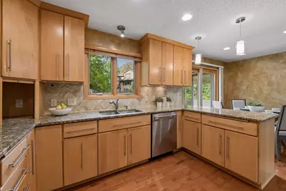 190 Nevada Avenue S, Golden Valley, MN 55426 - Photo 13