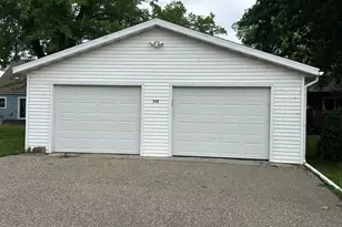 319 Langford St, Detroit Lakes, MN 56501 - Photo 11