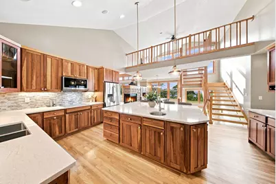 294 Salishan Drive, Hudson, WI 54016 - Photo 5