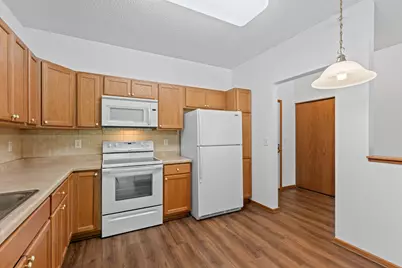 1880 3rd Avenue NW #316, Rochester, MN 55901 - Photo 5