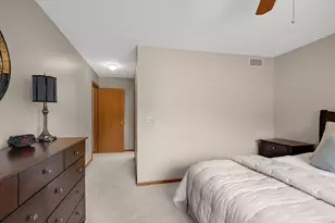4824 Whispering Ct, Eagan, MN 55122 - Photo 35