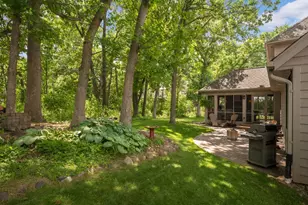 4824 Whispering Ct, Eagan, MN 55122 - Photo 9