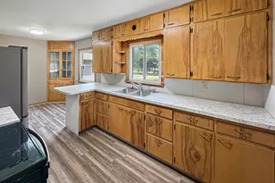 2843 Pine Ave, Slayton, MN 56172 - Photo 5