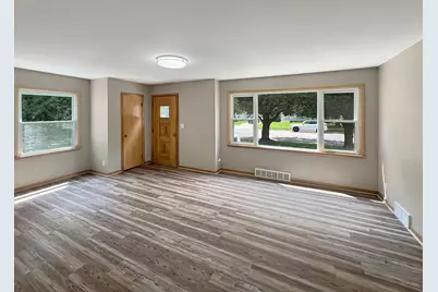 2843 Pine Avenue, Slayton, MN 56172 - Photo 3