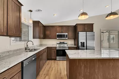4325 32nd Street S, Saint Cloud, MN 56301 - Photo 3