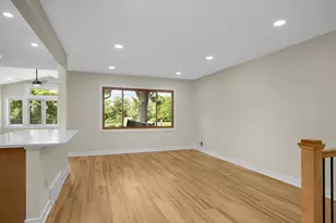 3947 Beryl Rd, Eagan, MN 55122 - Photo 7