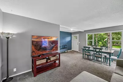 5049 Shoreline Drive, Mound, MN 55364 - Photo 7