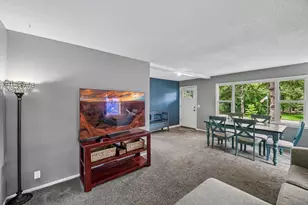 5049 Shoreline Dr, Mound, MN 55364 - Photo 7