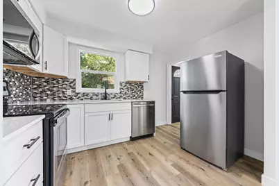 621 White Bear Avenue N, Saint Paul, MN 55106 - Photo 9
