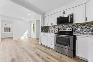 621 White Bear Ave N, Saint Paul, MN 55106 - Photo 11