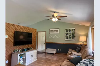801 Jefferson Avenue N, Sebeka, MN 56477 - Photo 11
