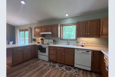 801 Jefferson Avenue N, Sebeka, MN 56477 - Photo 5